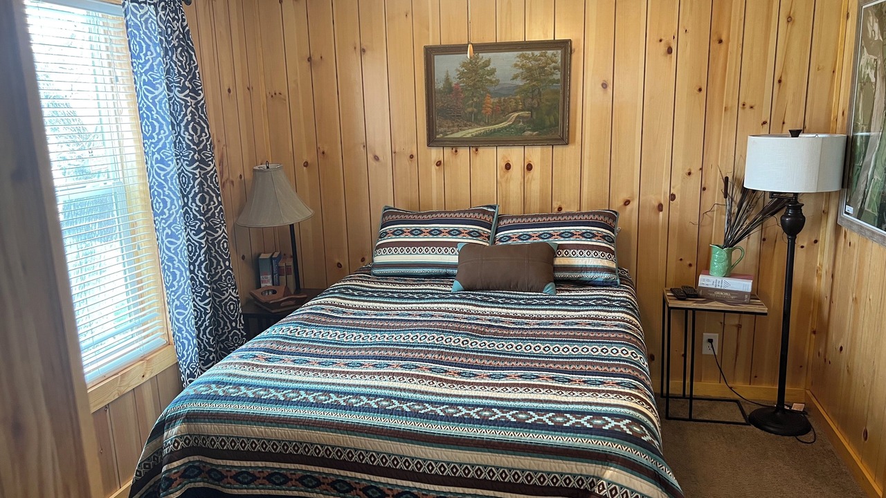 Photo of Bedroom in Ralston