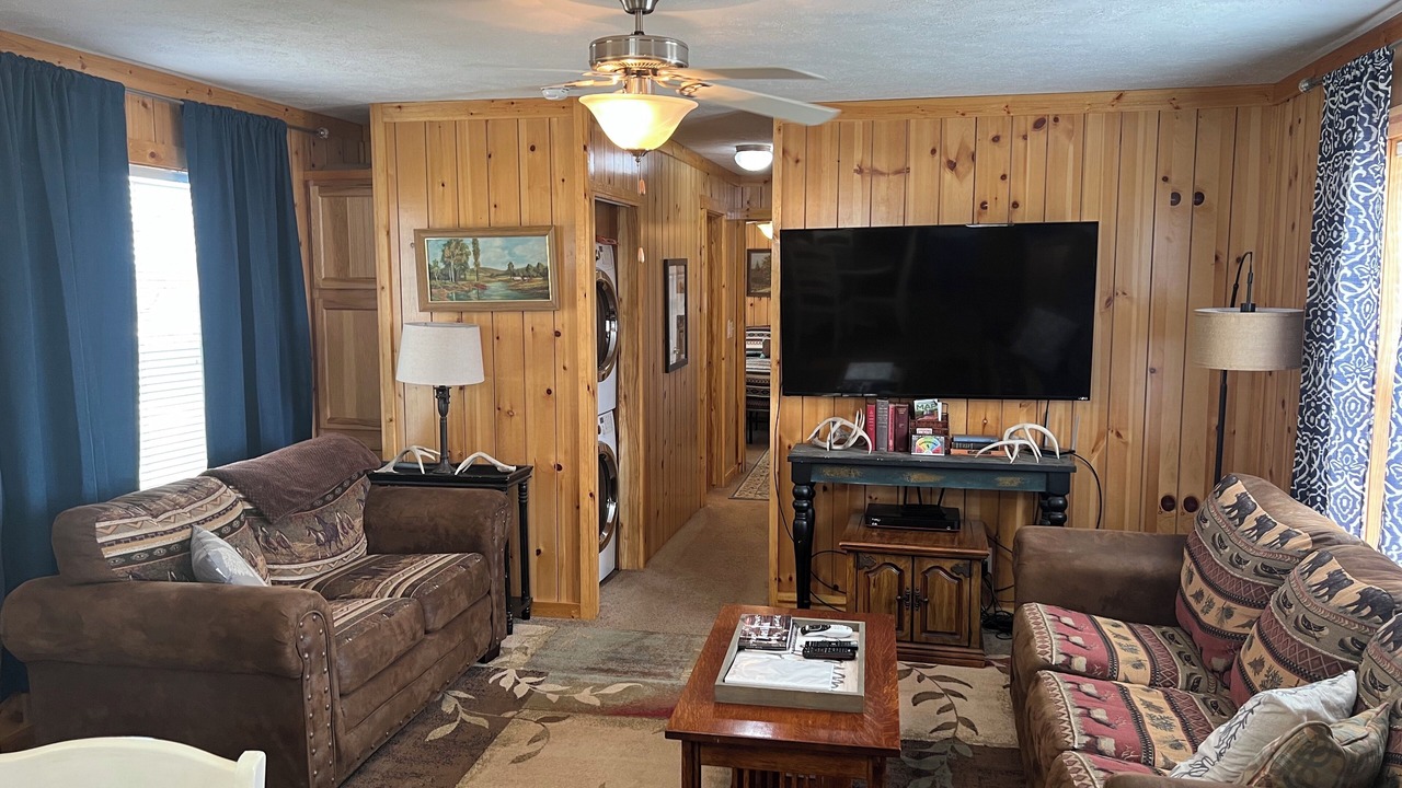 Photo of Livingroom in Ralston