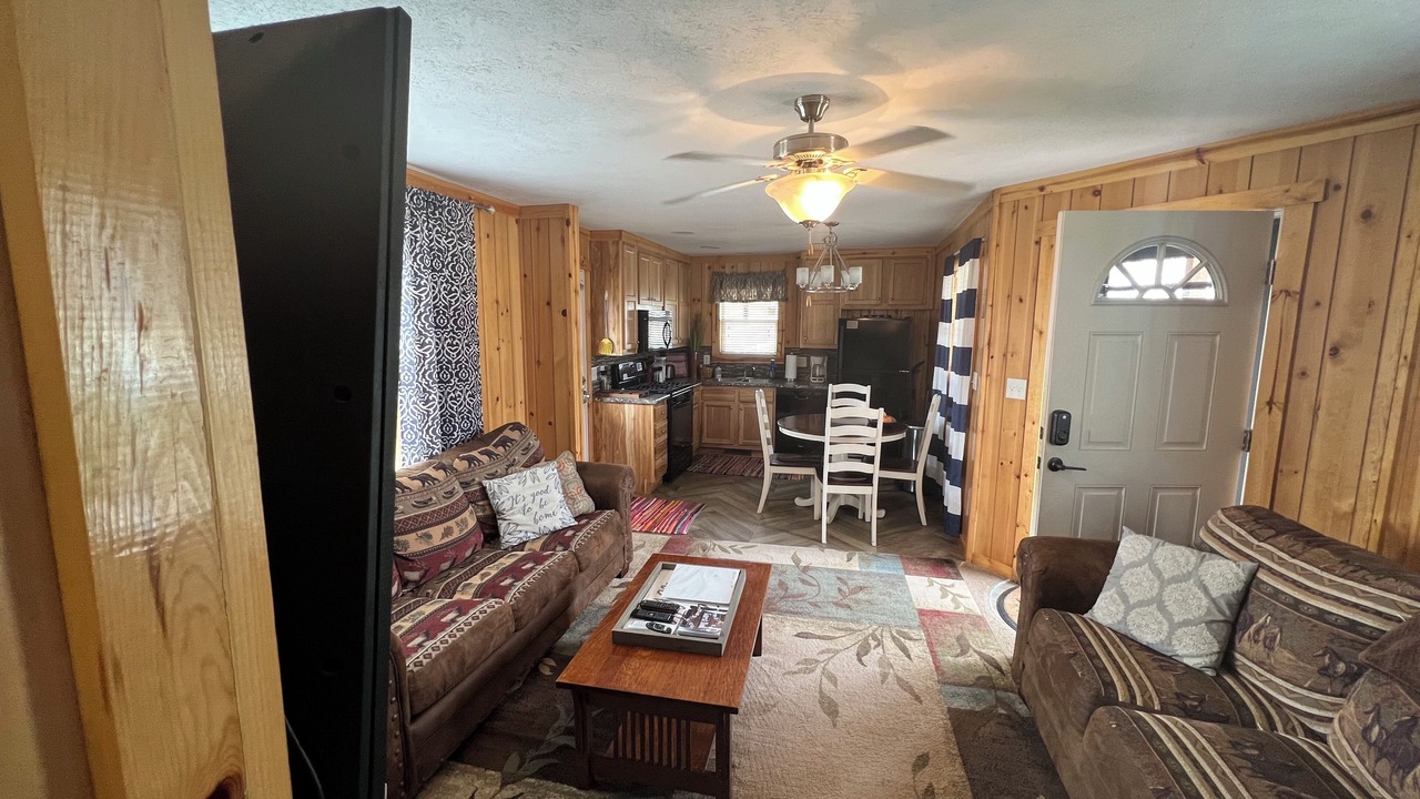 Photo of Livingroom in Ralston