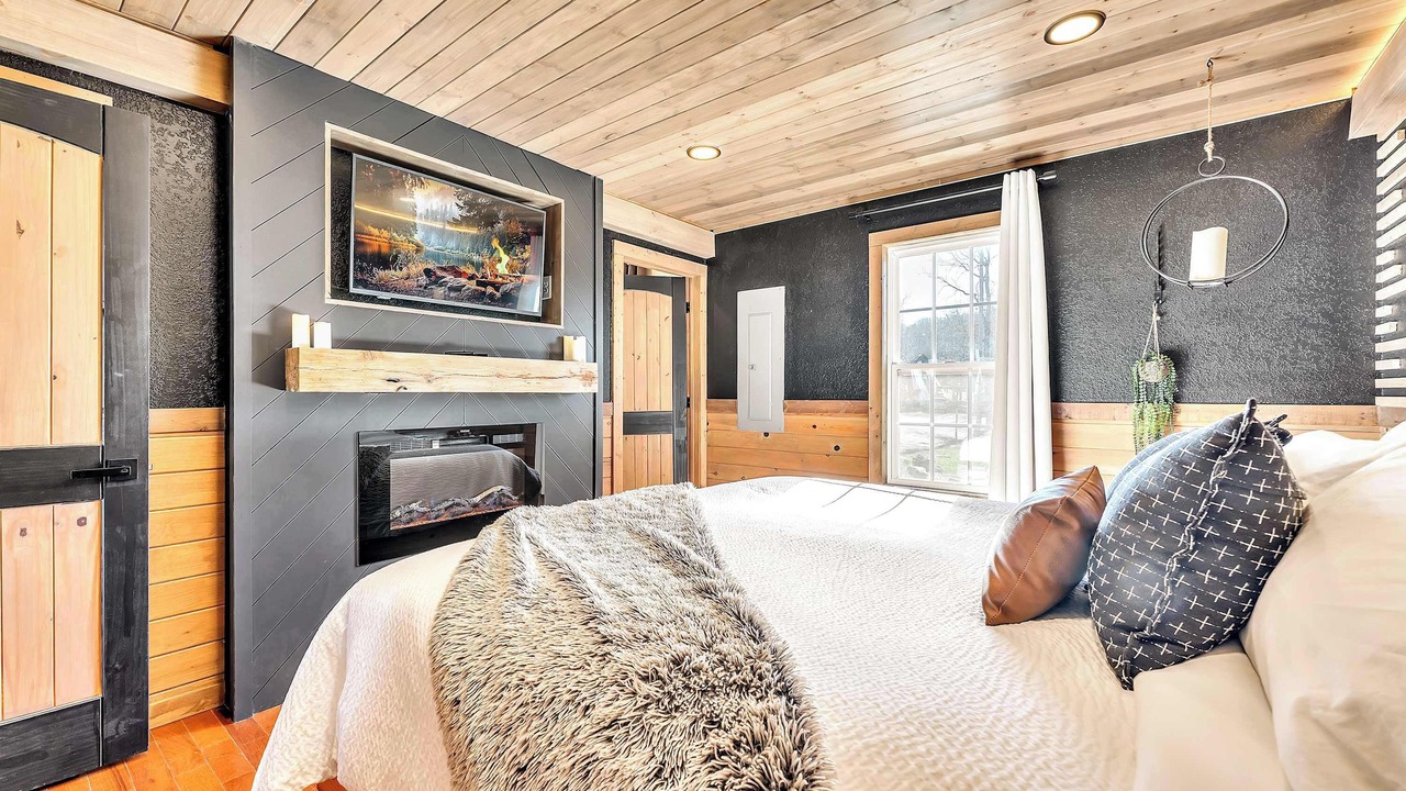 Photo of Bedroom in Bryant