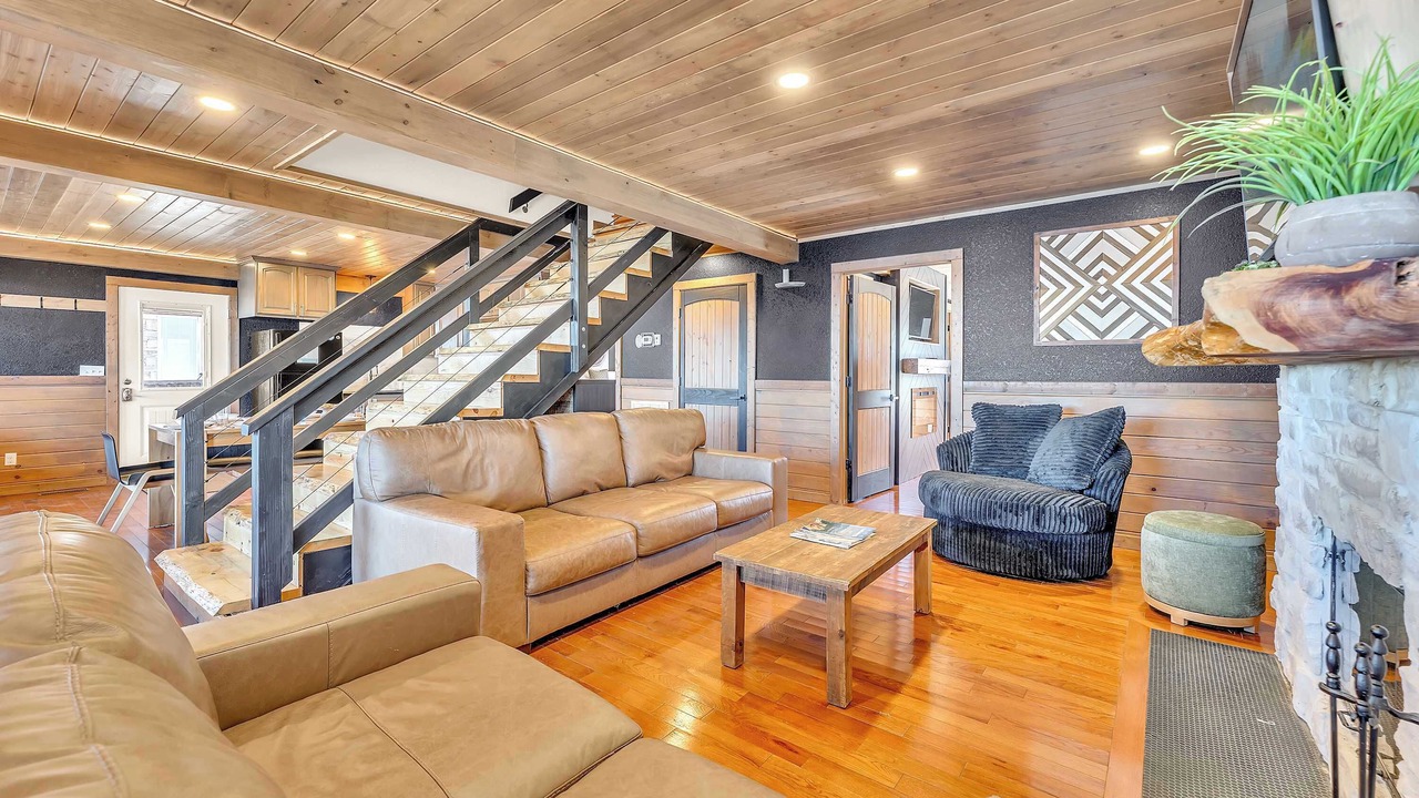 Photo of Livingroom in Bryant