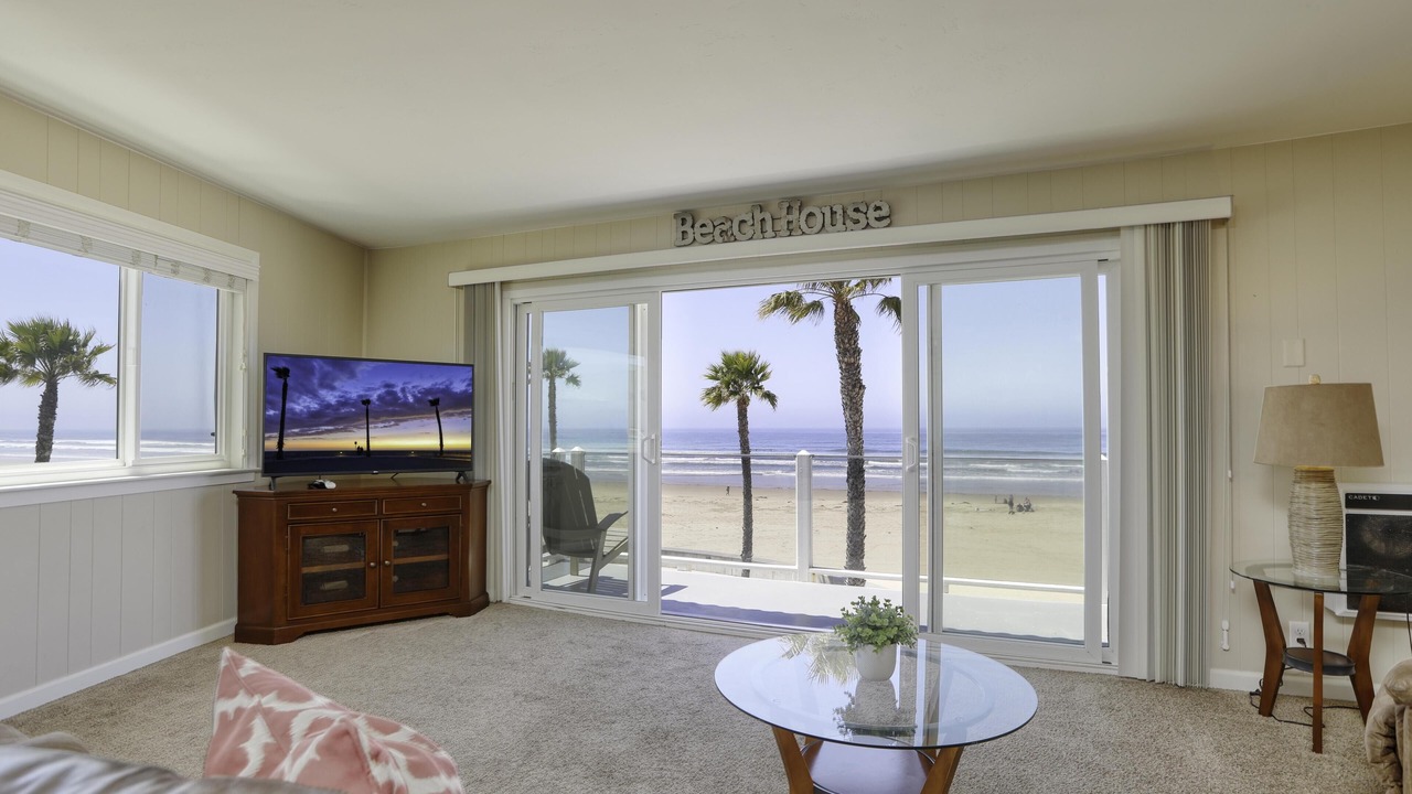 Photo of Livingroom in Downtown