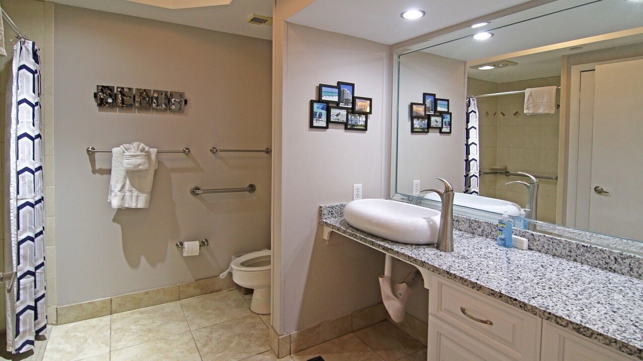 Photo of Bathroom in Miramar Beach