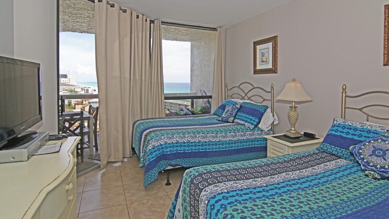 Photo of Patio Balcony in Miramar Beach