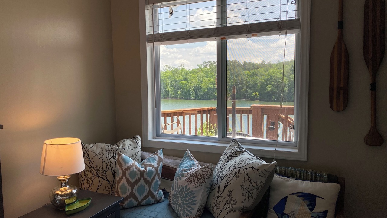 Photo of Livingroom in Northlakes