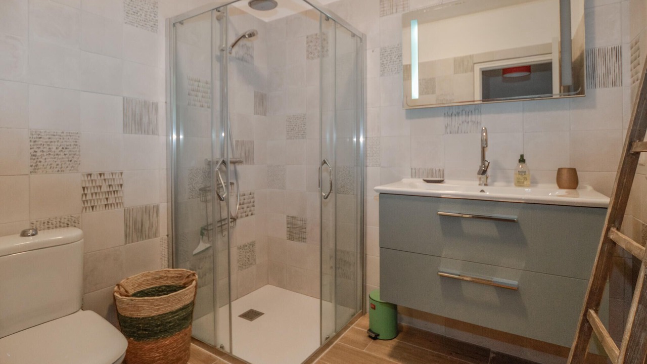 Photo of Others in Nessa