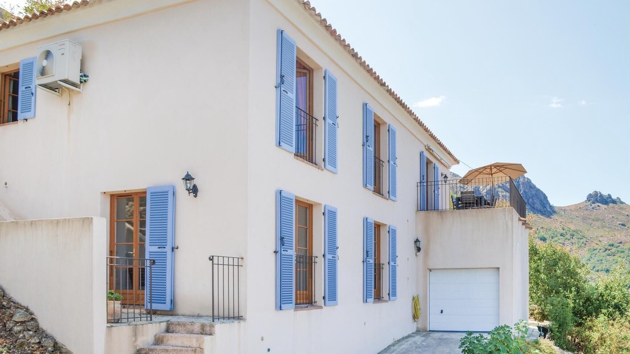 Photo of Outdoor in Nessa