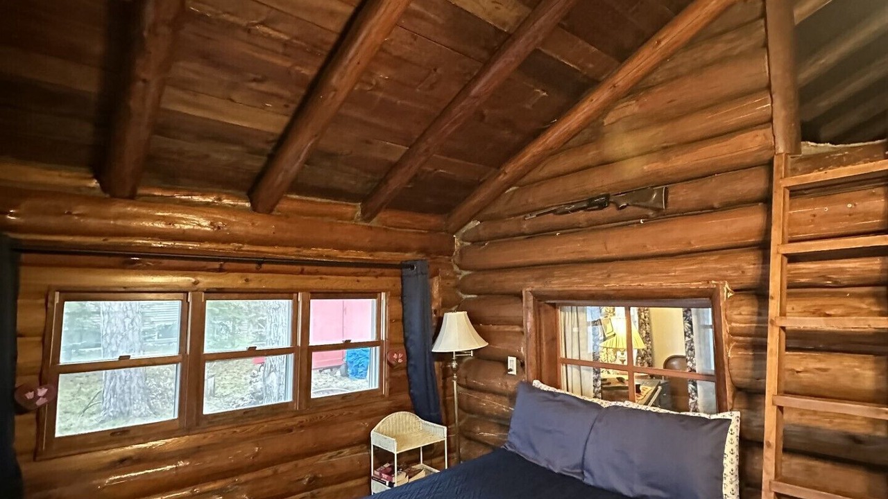 Photo of Bedroom in Fifty Lakes