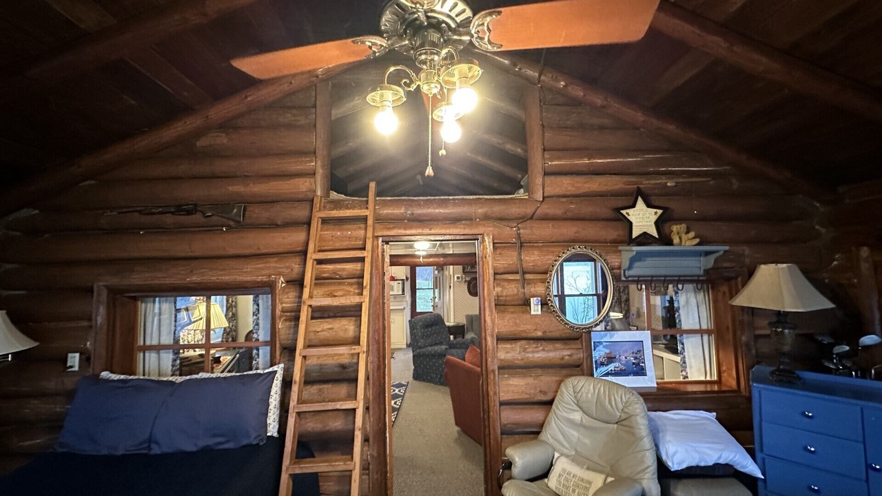 Photo of Bedroom in Fifty Lakes