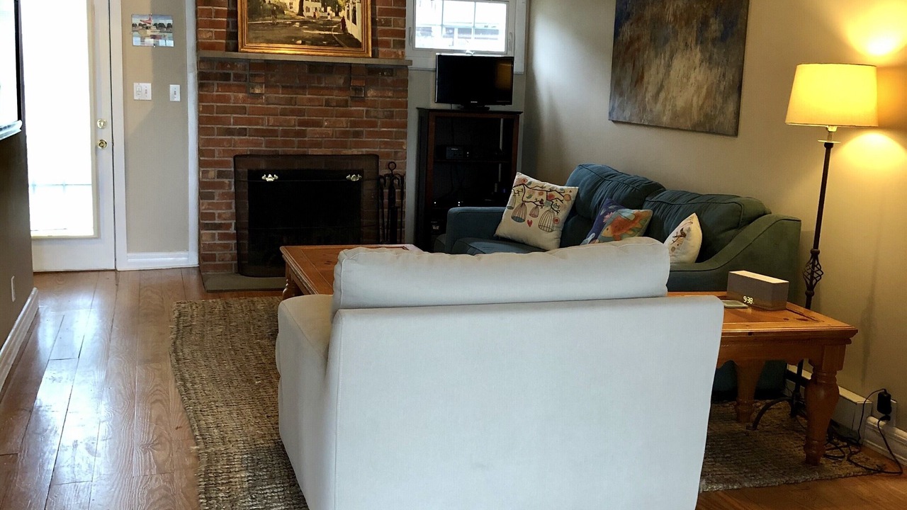 Photo of Livingroom in Ashford