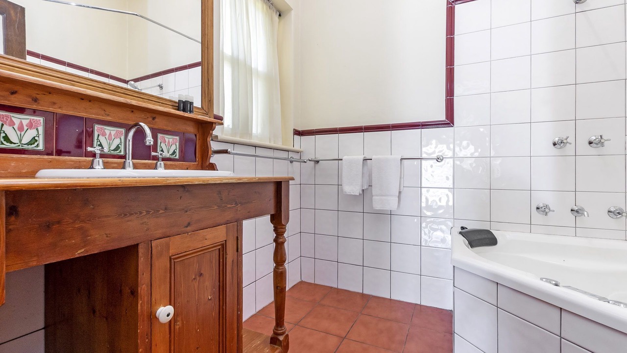 Photo of Bathroom in Warrnambool