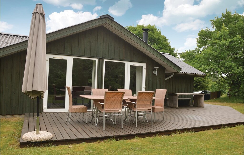 Photo of Outdoor in Skygge
