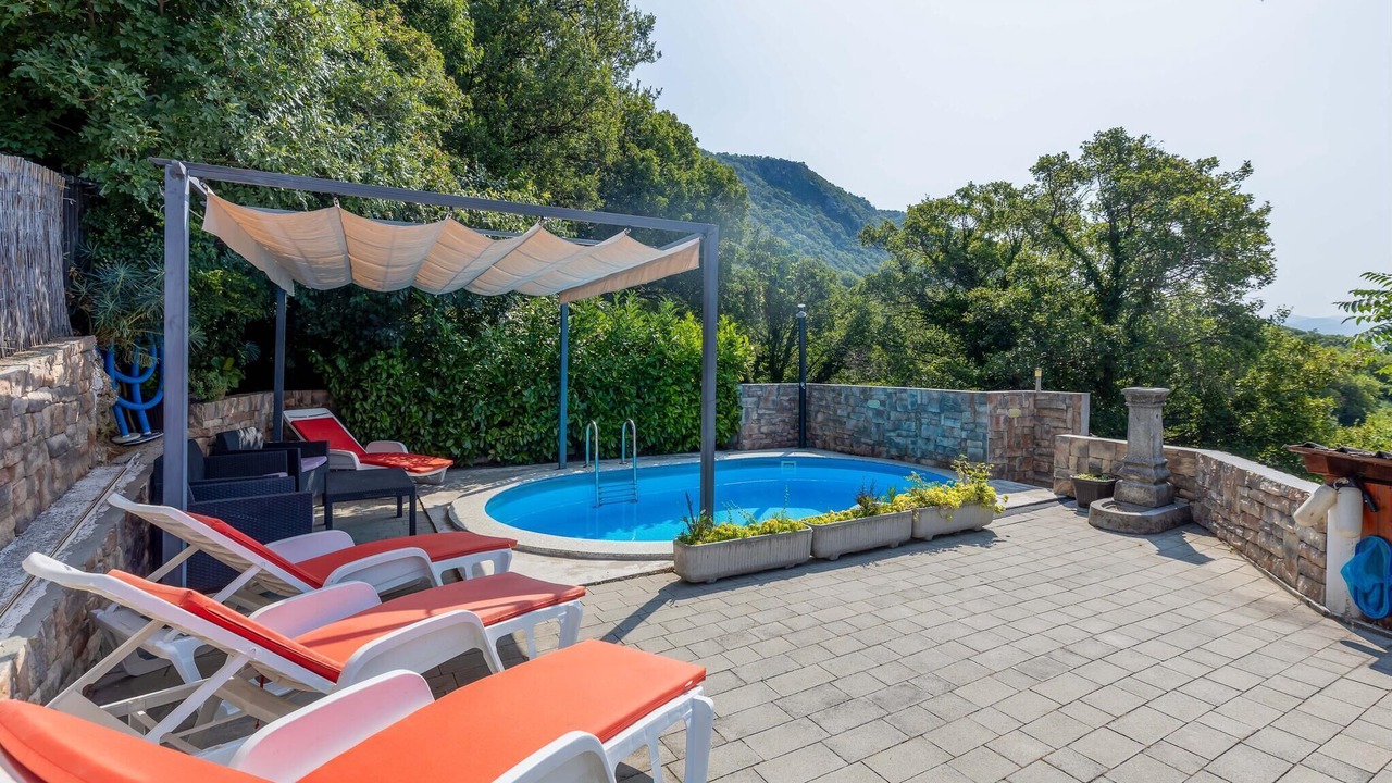 Photo of Outdoor in Bribir