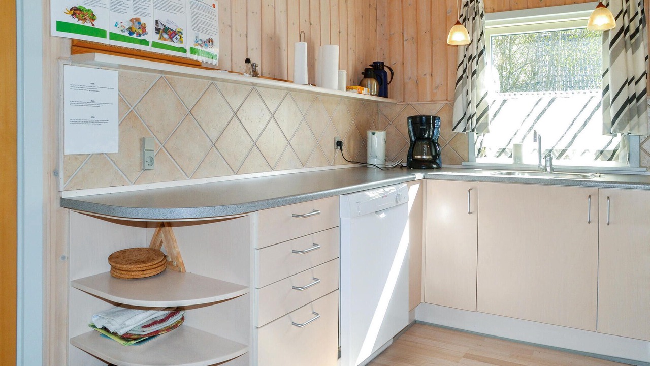 Photo of Others in Skygge