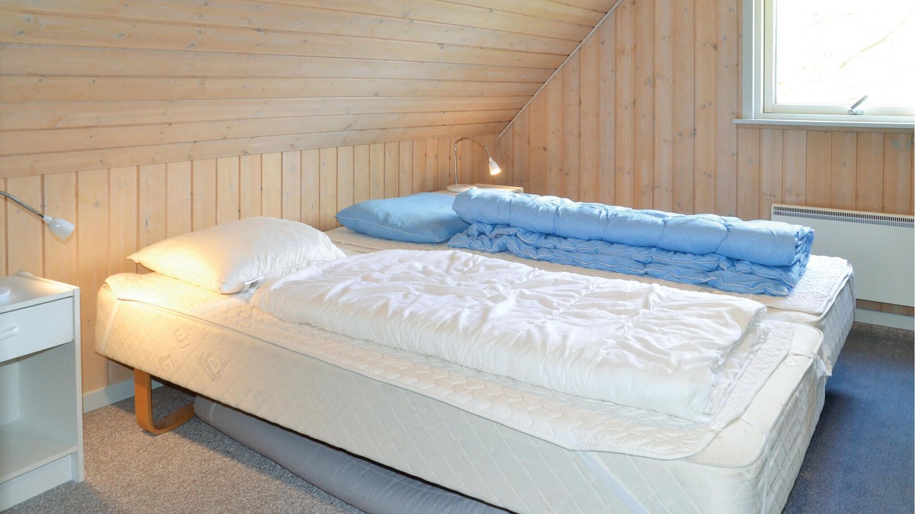 Photo of Others in Skygge