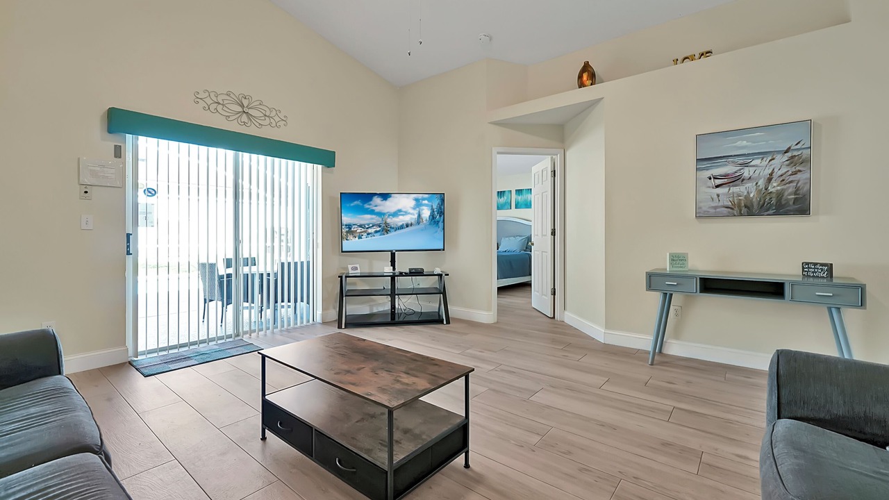 Photo of Livingroom in Ridgewood Lakes