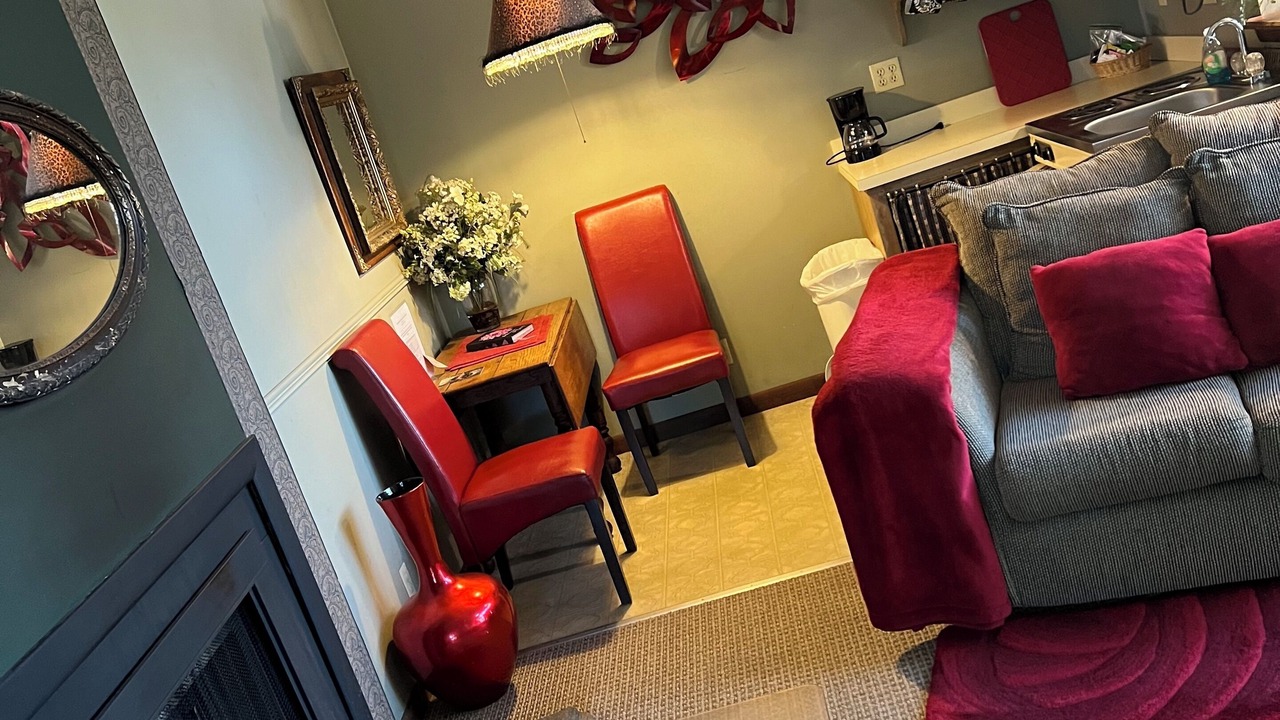 Photo of Livingroom in Eureka Springs