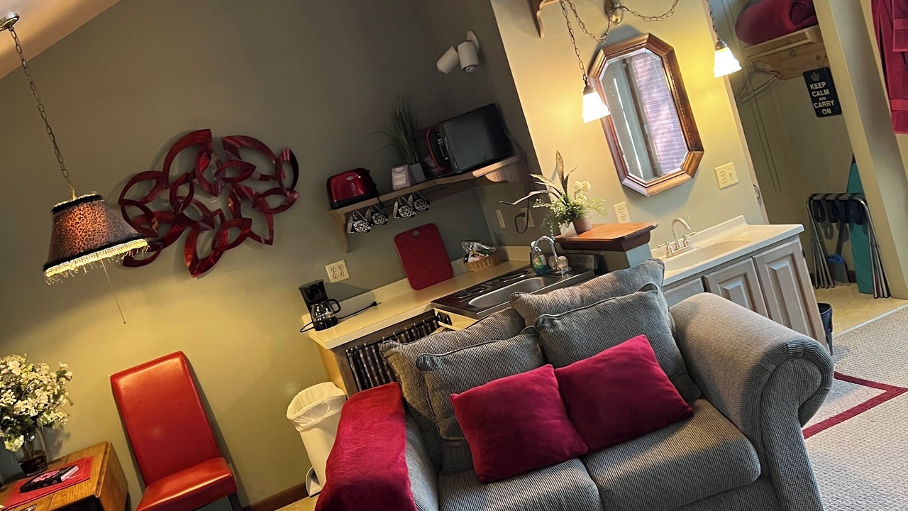 Photo of Livingroom in Eureka Springs