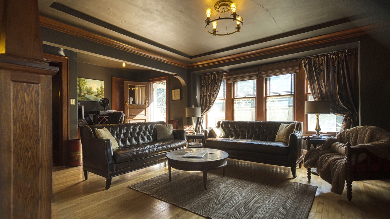 Photo of Livingroom in Riverwest