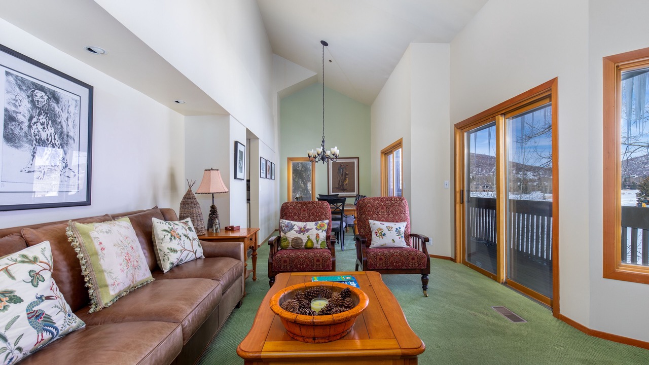 Photo of Livingroom in Deer Valley