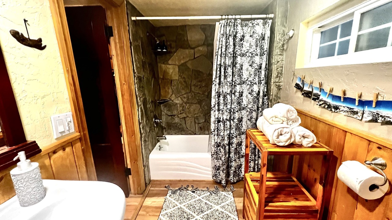 Photo of Bathroom in Fish Camp
