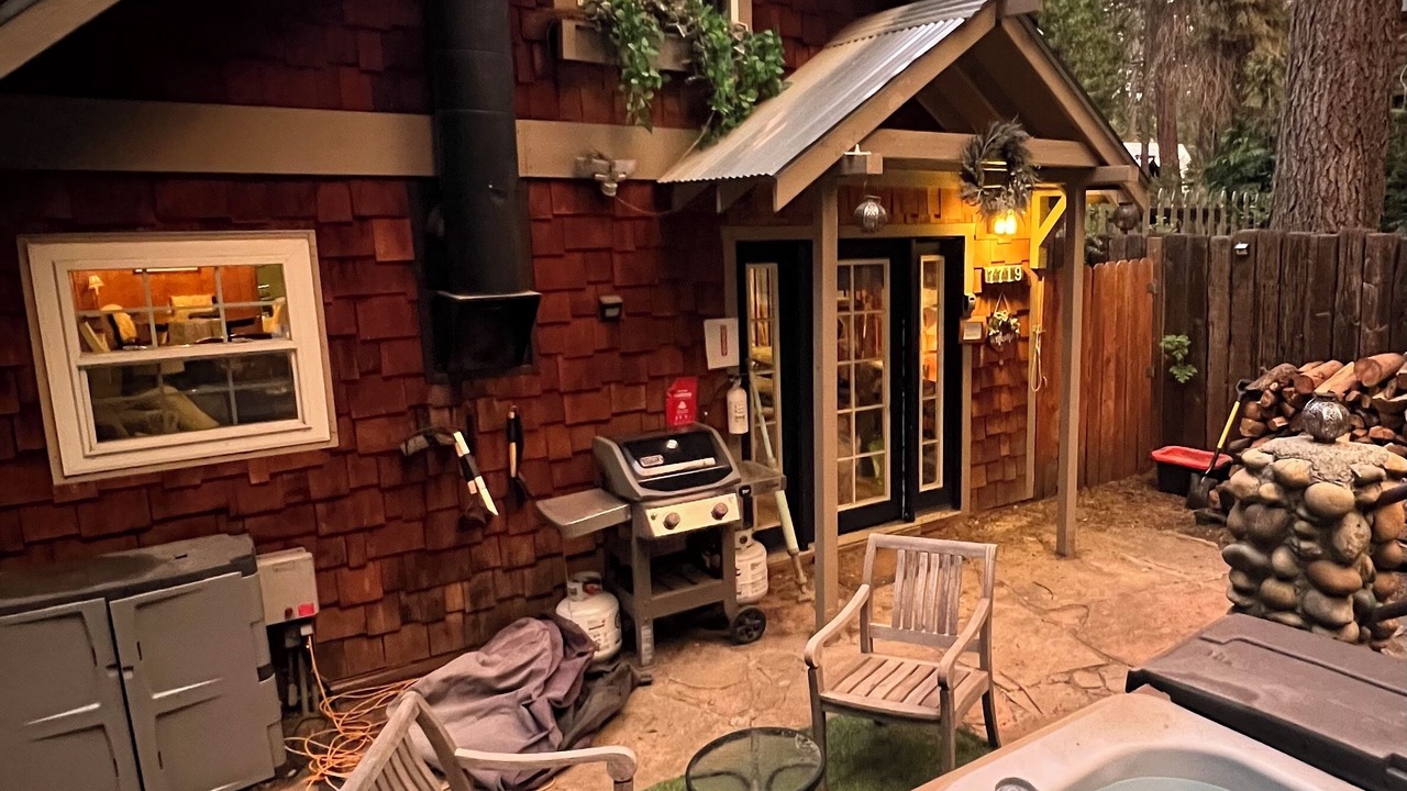 Photo of Patio Balcony in Fish Camp