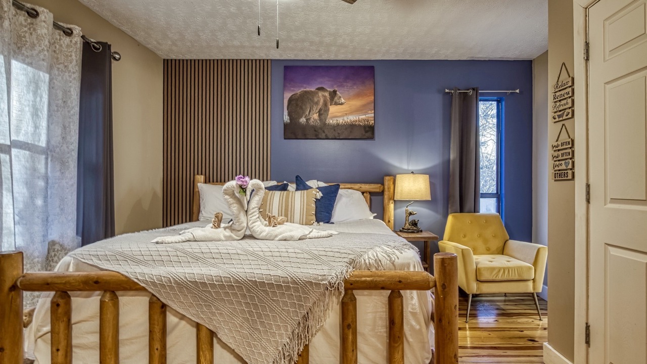 Photo of Bedroom in Sevierville