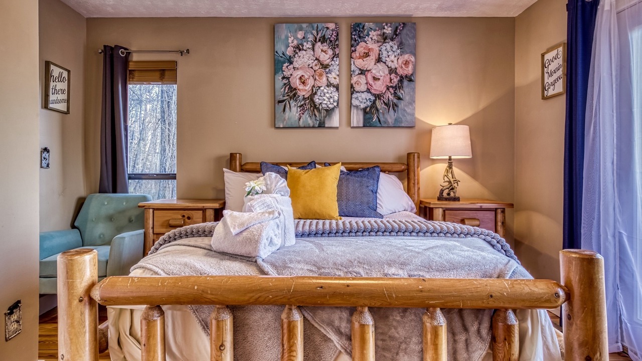 Photo of Bedroom in Sevierville