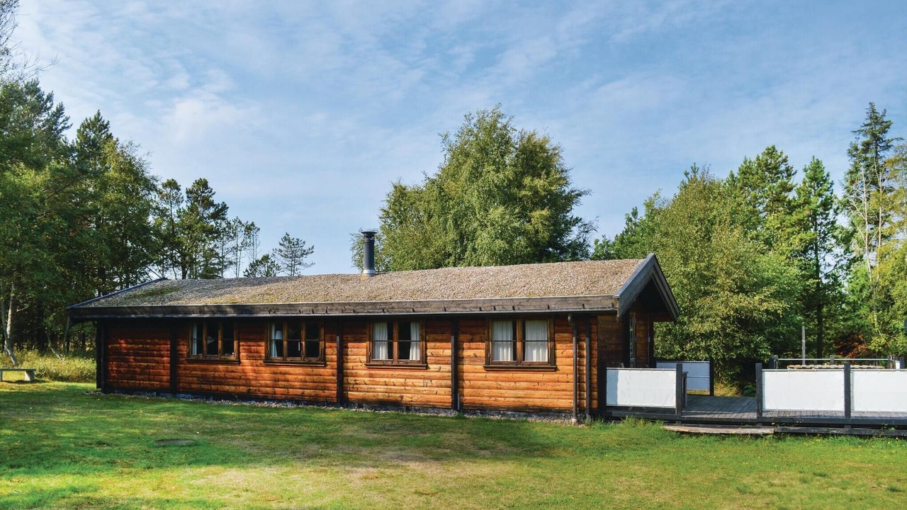 Photo of Outdoor in Skram