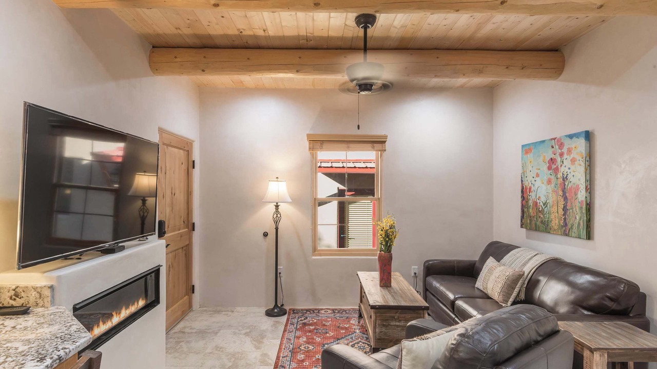 Photo of Livingroom in Northeast Santa Fe