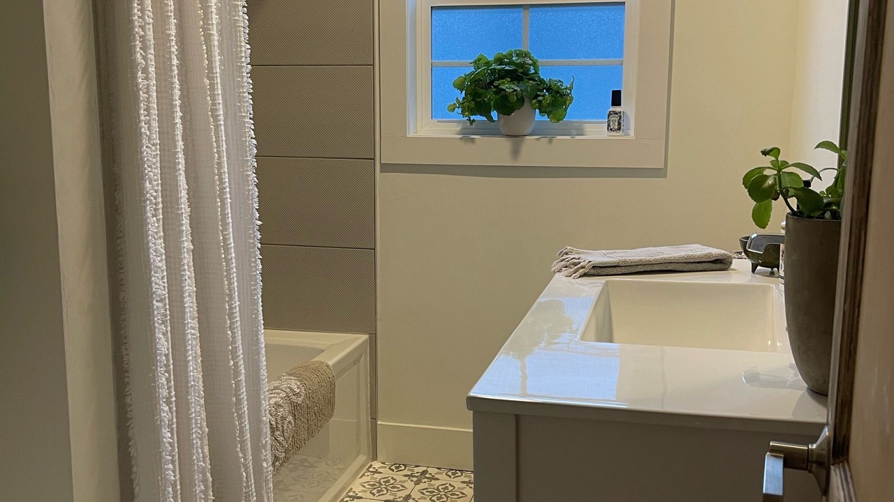 Photo of Bathroom in Tech Terrace