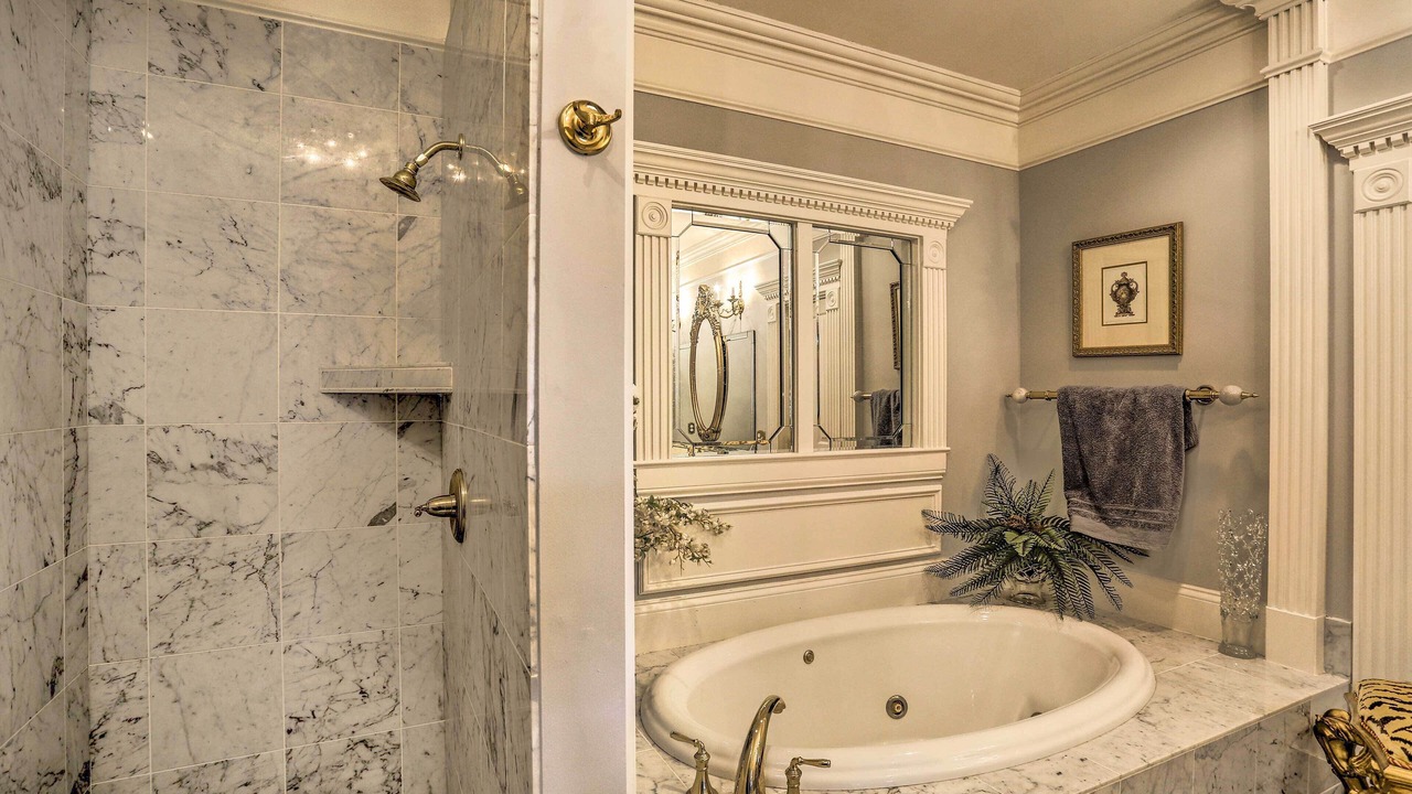 Photo of Bathroom in Cedar Hill