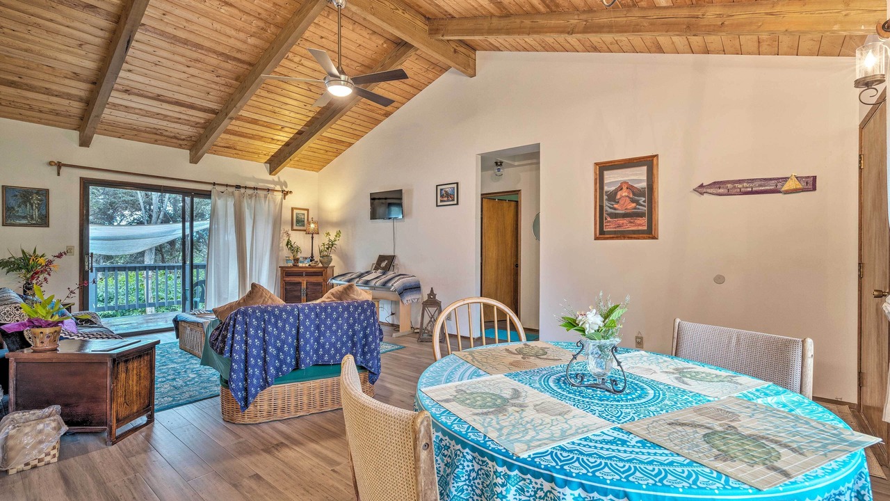 Photo of Others in Naalehu