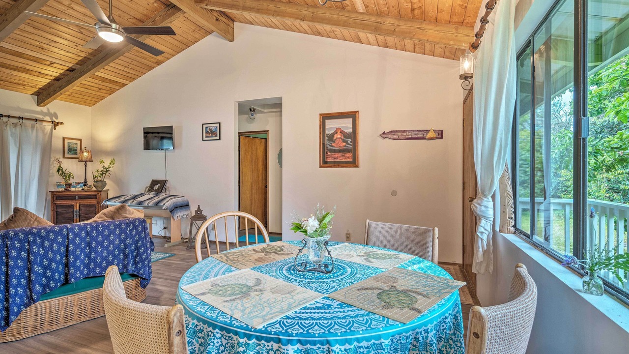 Photo of Others in Naalehu