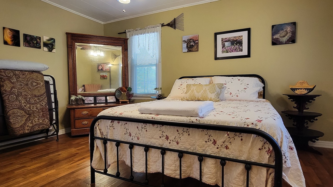 Photo of Bedroom in Henderson