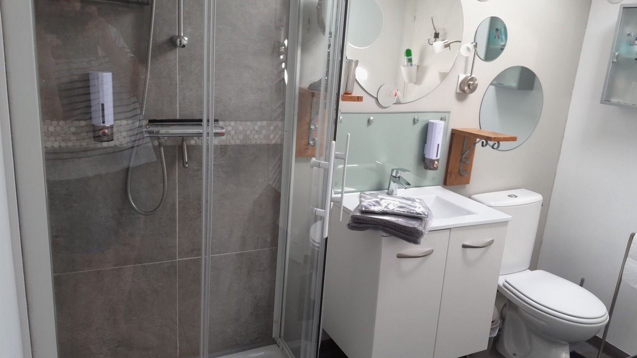 Photo of Bathroom in La Teste-de-Buch