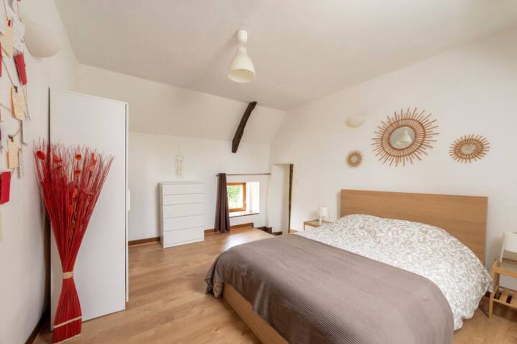 Photo of Bedroom in Les Champs-de-Losque