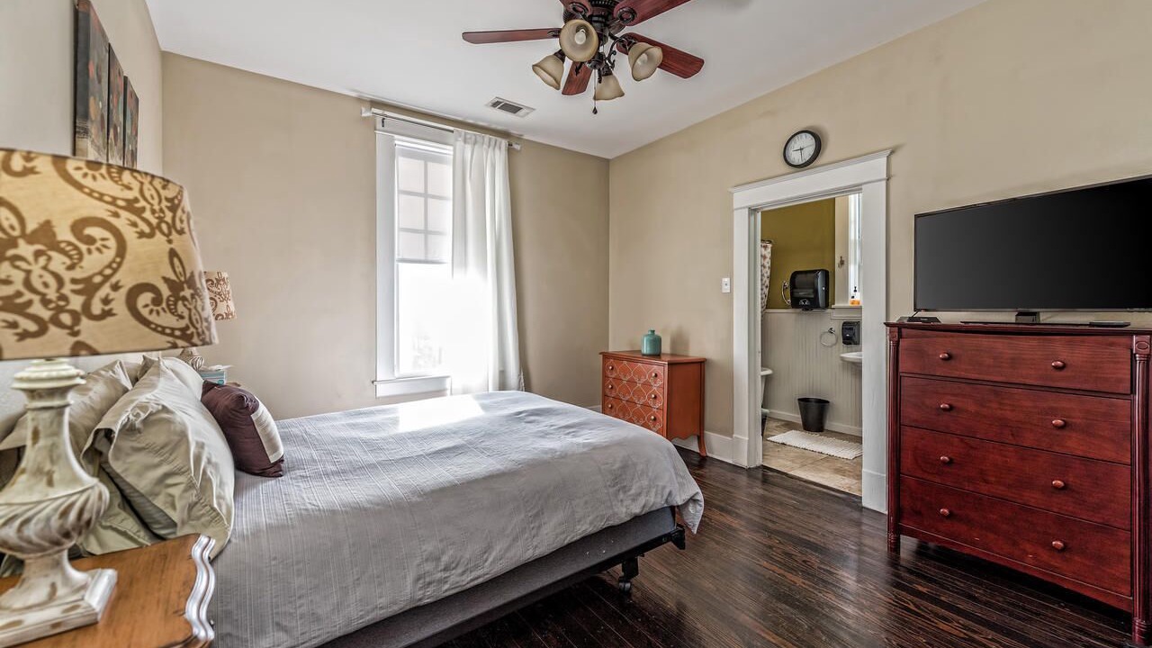 Photo of Bedroom in Waco