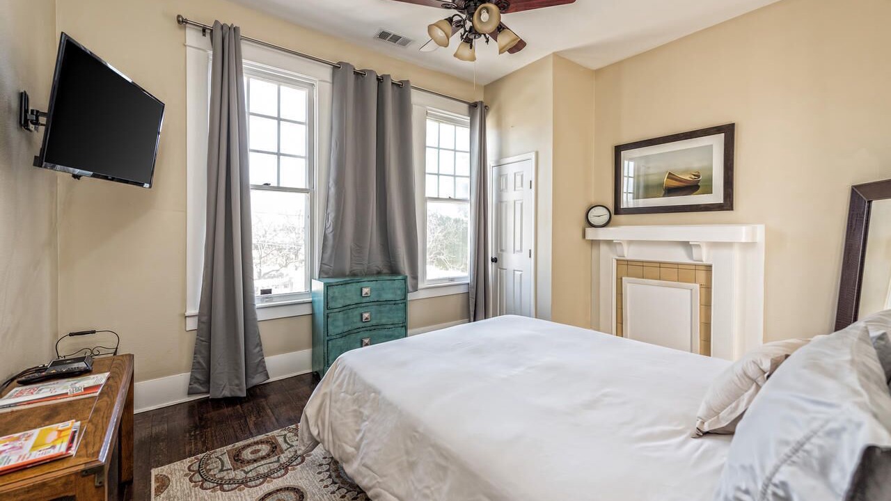 Photo of Bedroom in Waco