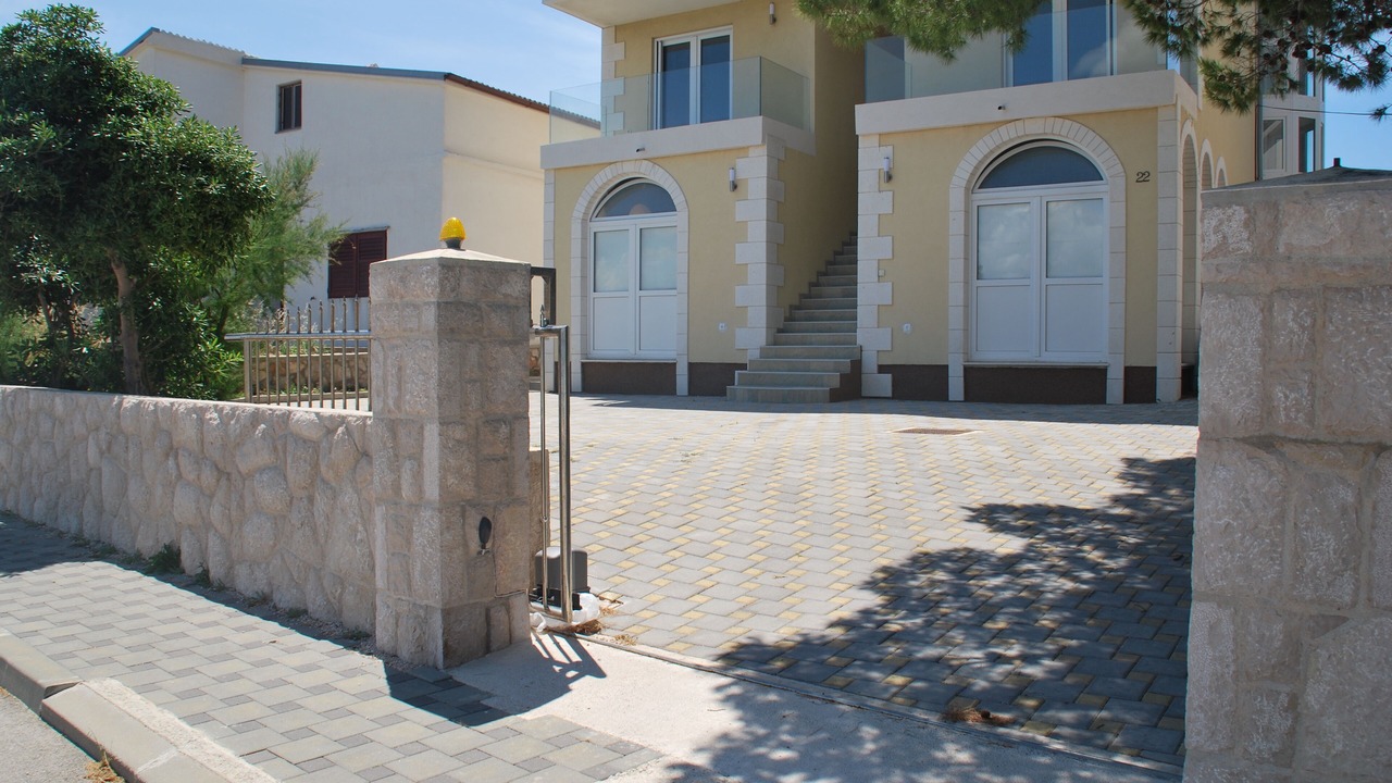 Photo of Outdoor in Betina