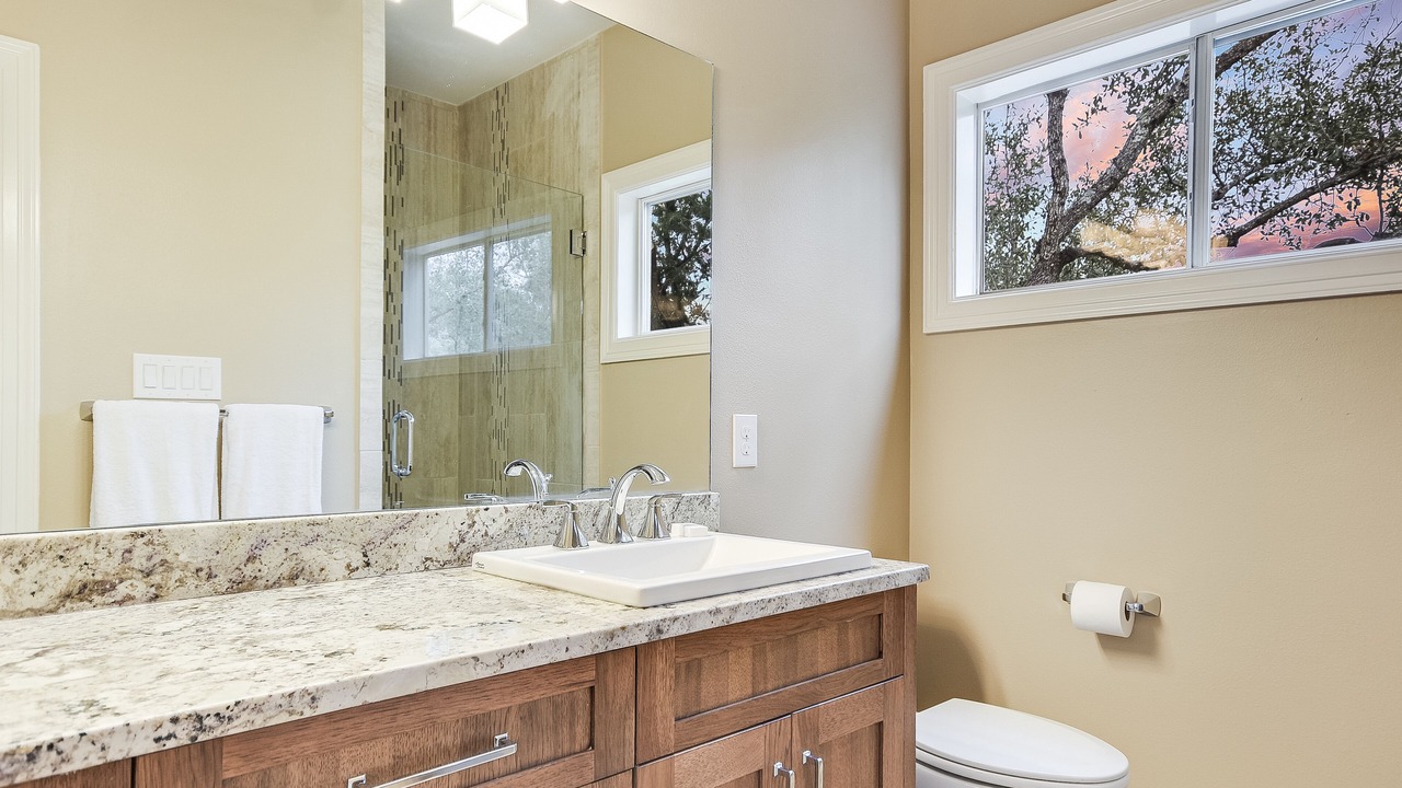 Photo of Bathroom in Highland Lake Estates