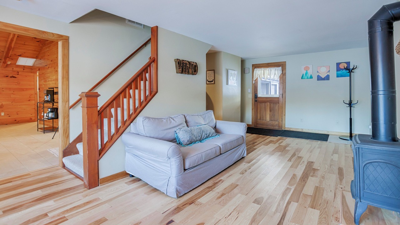 Photo of Livingroom in Honeoye