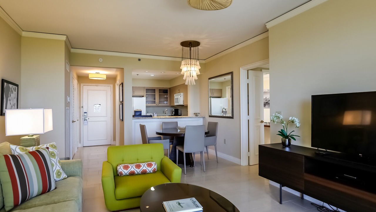 Photo of Livingroom in Key Biscayne