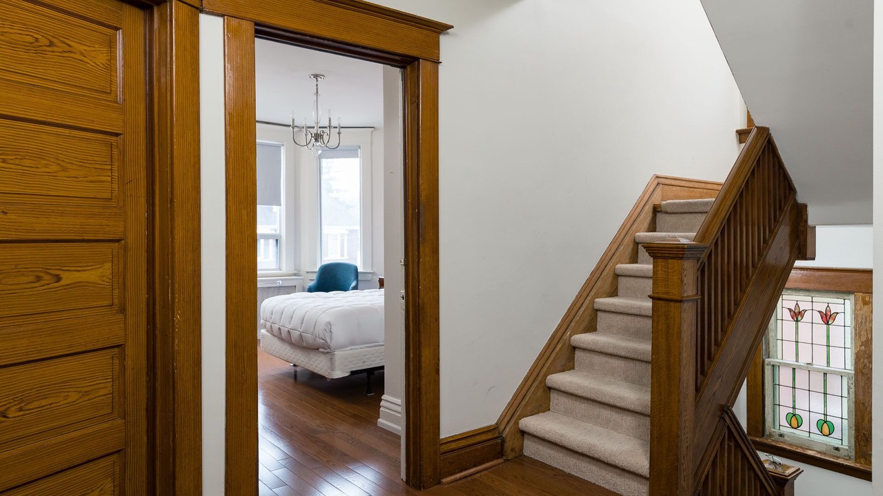 Photo of Bedroom in High Park-Swansea