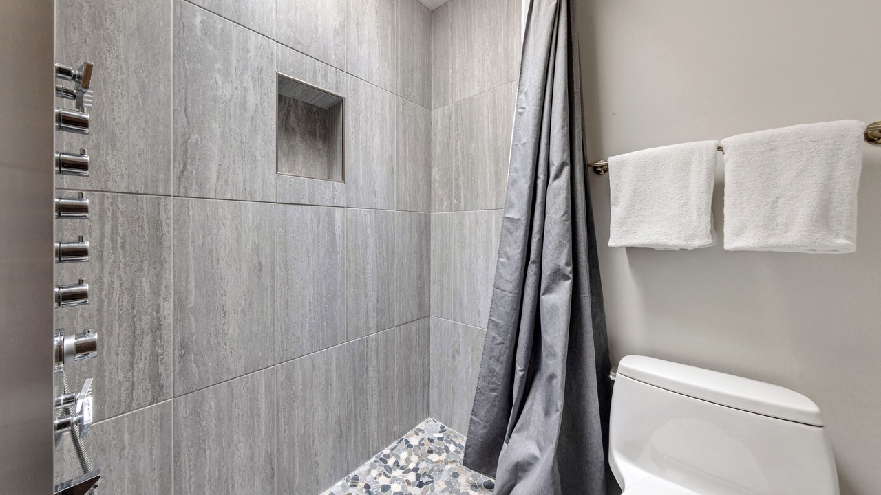 Photo of Bathroom in Nambe Pueblo