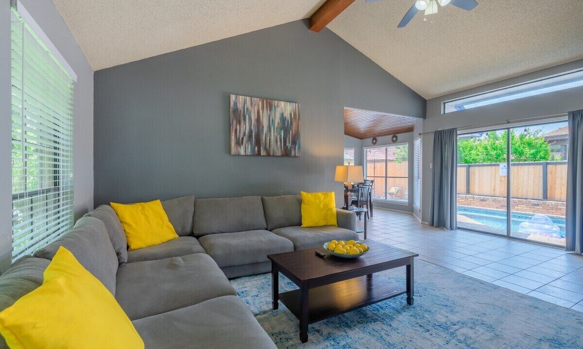 Photo of Bedroom in Riverbend of Camino Real