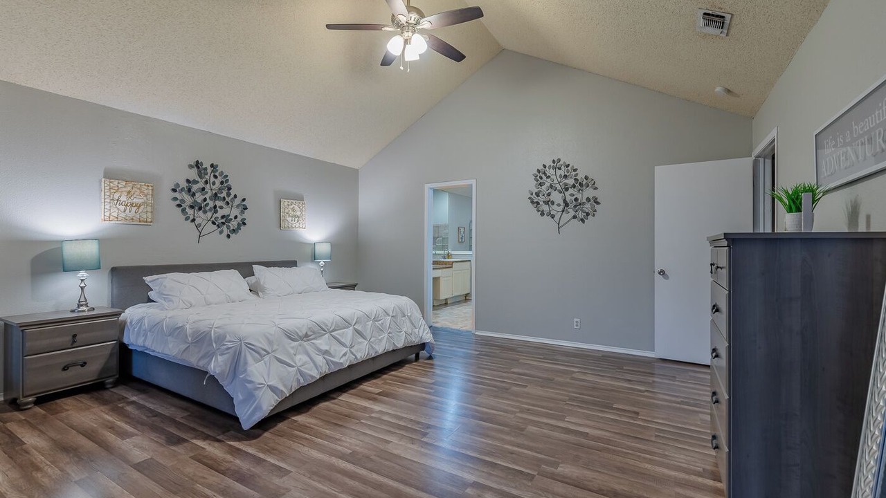 Photo of Bedroom in Riverbend of Camino Real