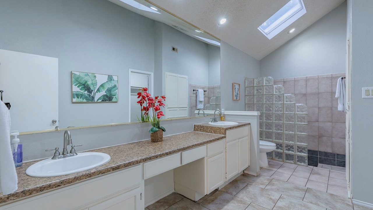 Photo of Bathroom in Riverbend of Camino Real