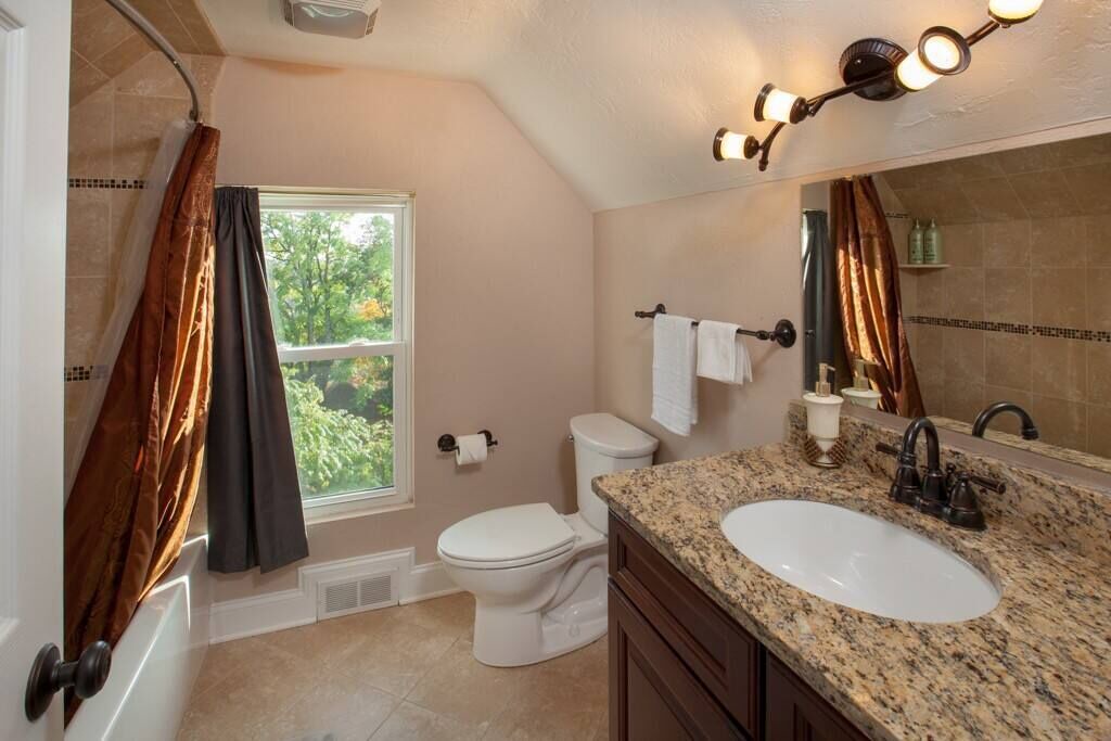 Photo of Bathroom in Mount Washington
