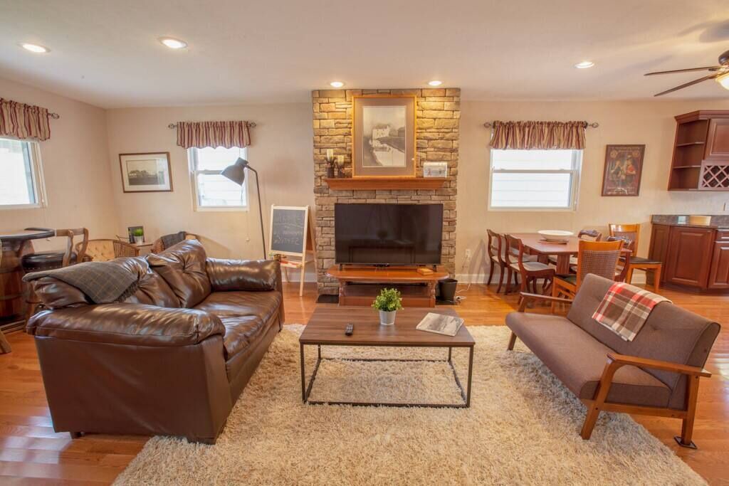 Photo of Livingroom in Mount Washington